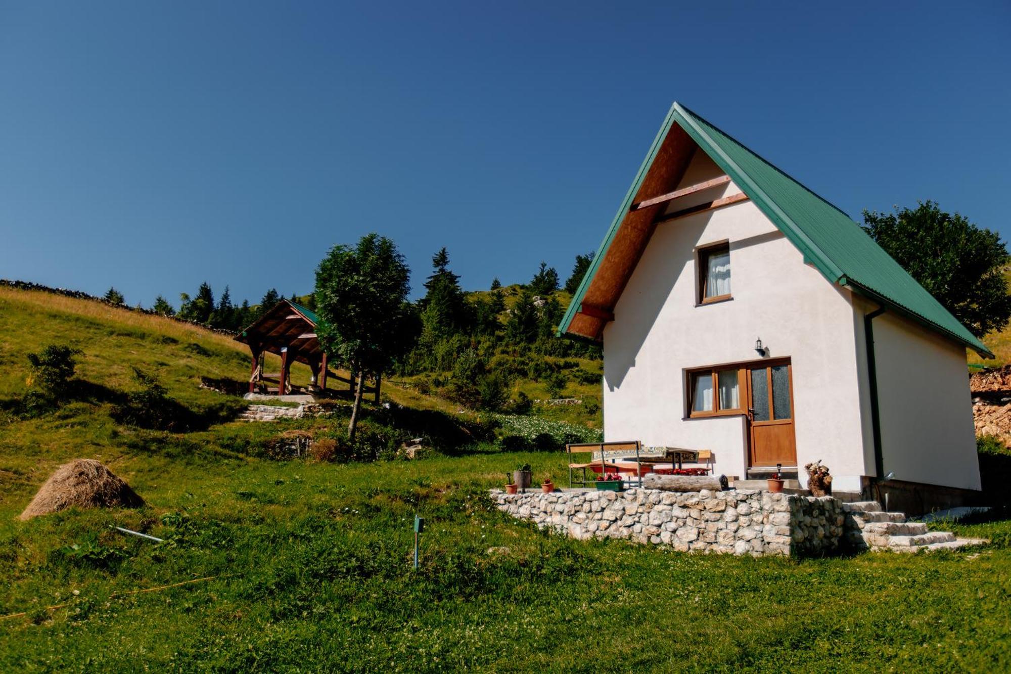 Bed and Breakfast Household Uscumlic - Oaza Mira à Plužine Extérieur photo